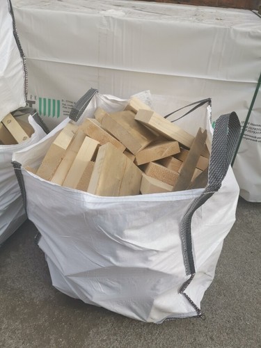 Tonne bags firewood - off, cuts